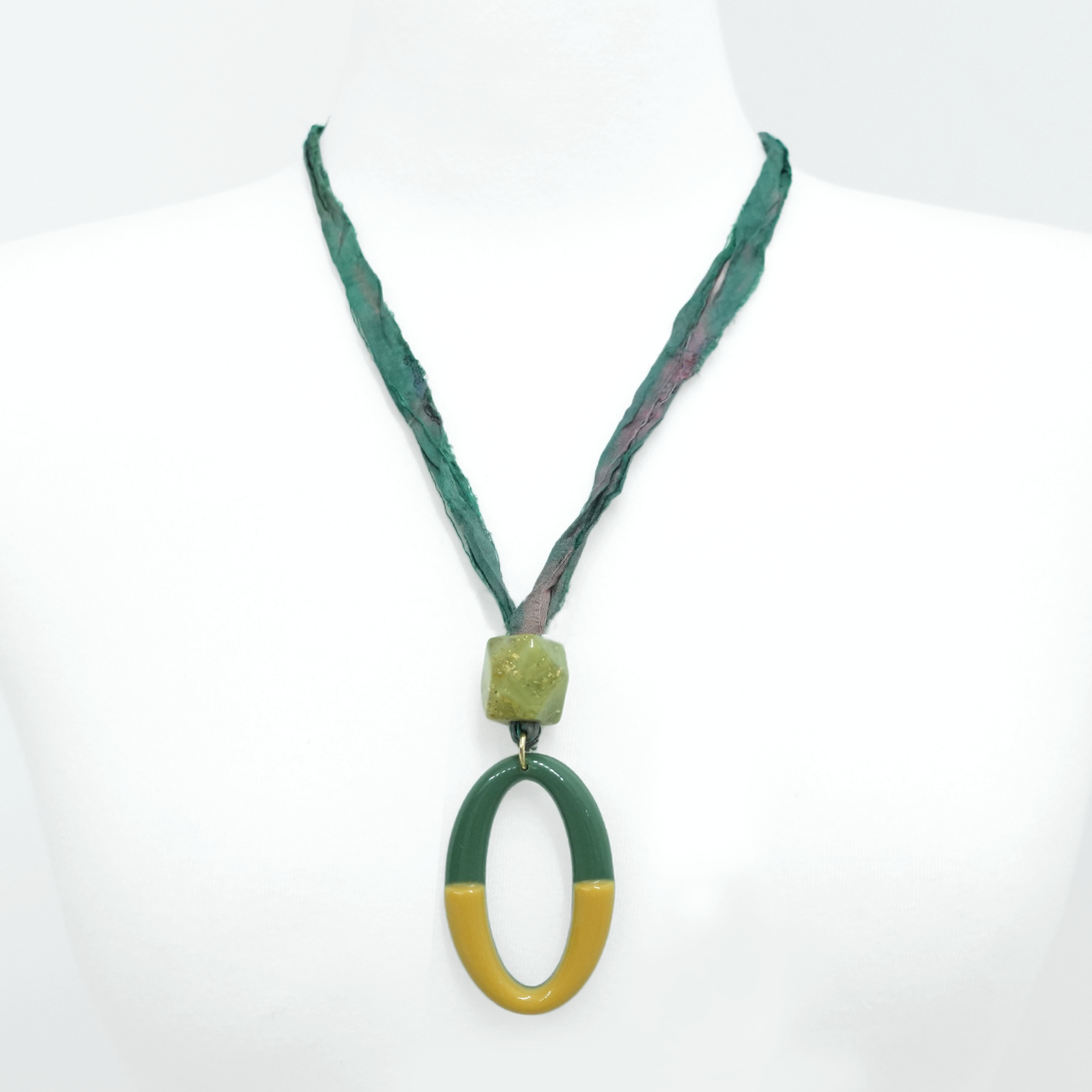 Emerald Thread Necklace