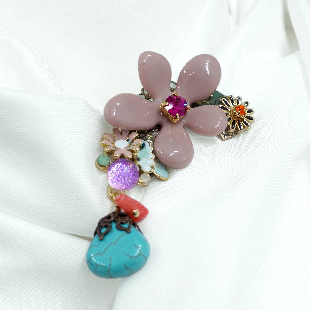 Flower Petals & Dangle Gem Brooch