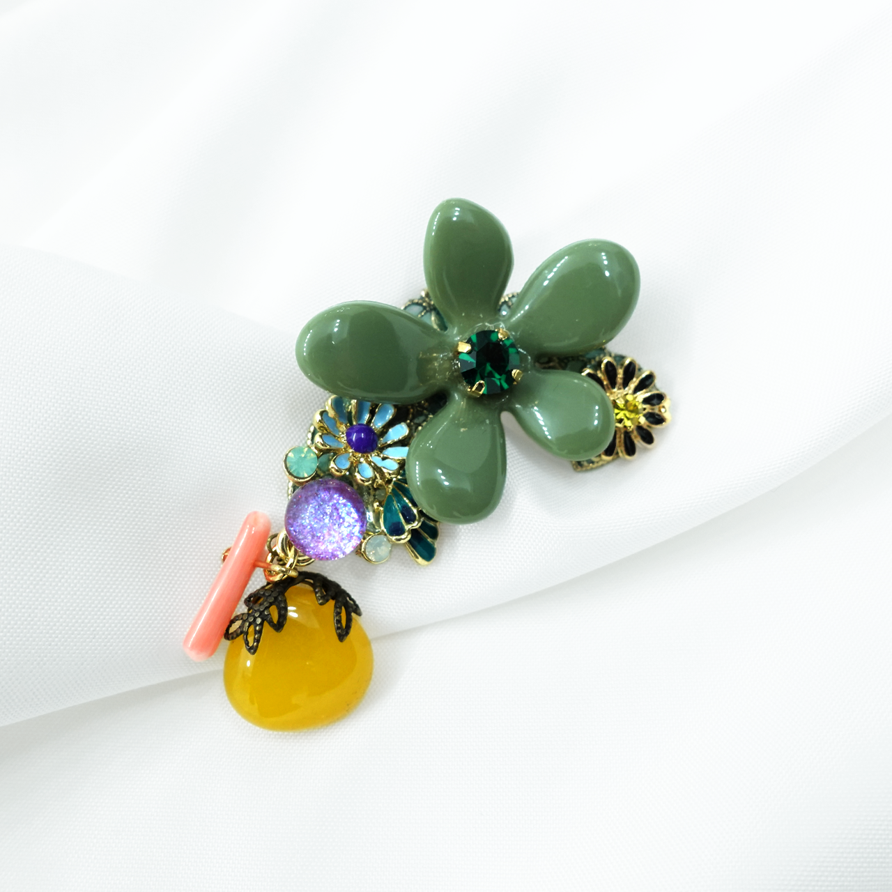 Flower Petals & Dangle Gem Brooch