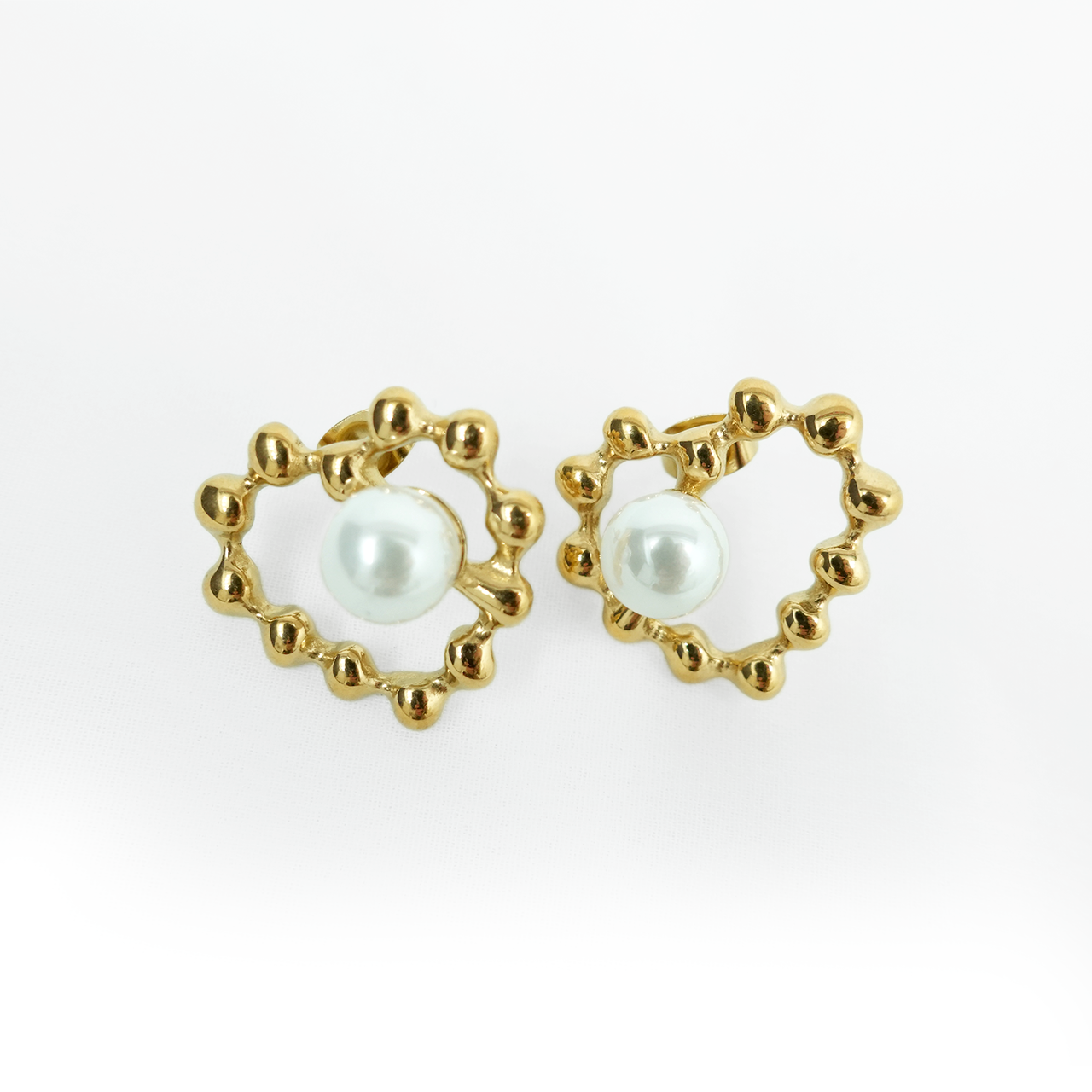 Pearl Love Studs