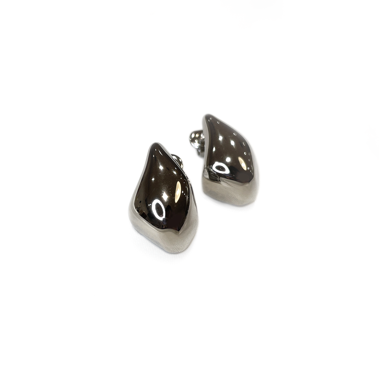 Rocky Teardrop Studs